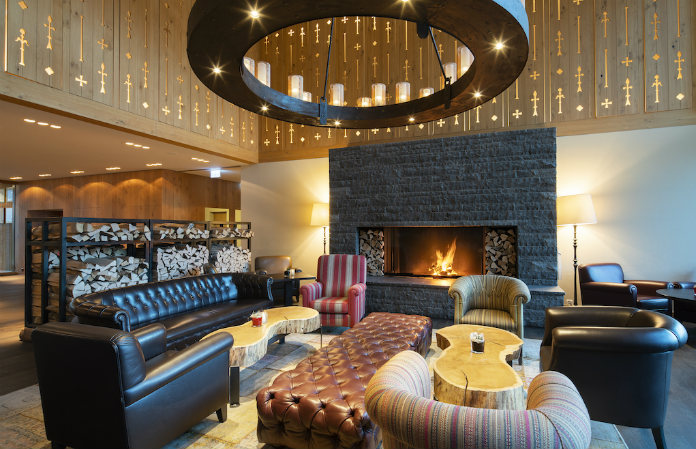 Le Frutt Lodge & Spa se dote d'espaces communs confortables en plus d'un des plus beaux spas de Suisse