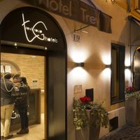 Hotel Trevi